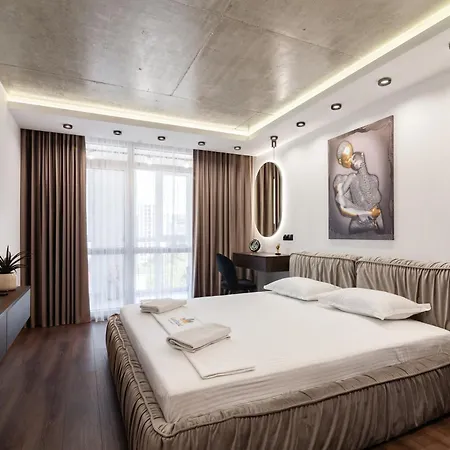 Leogrand Jacuzzi On Shevchenka 31a *