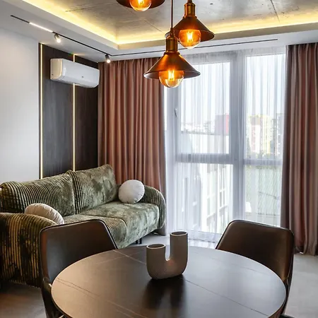 Leogrand Jacuzzi On Shevchenka 31a